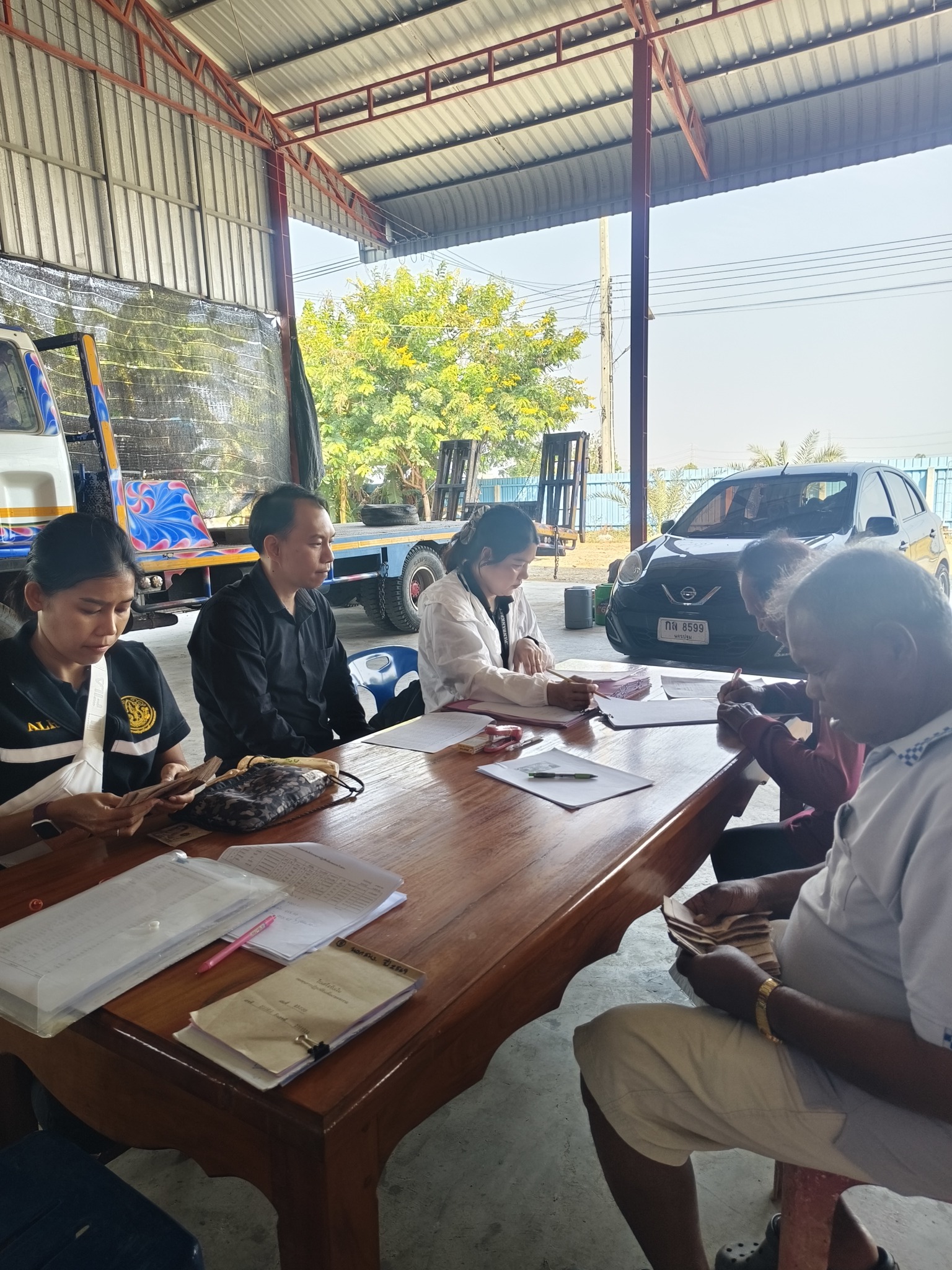 title - ส.ป.ก.นครปฐมลงพื้นที่ให้บริการเกษตรกรในการจัดทำคำขอกู้ สนับสนุนสินเชื่อเงินกองทุนการปฏิรูปที่ดินเพื่อเกษตรกรรมและด้านการจัดเก็บและให้สินเชื่อเงินกองทุนการปฏิรูปที่ดินเพื่อเกษตรกรรม ปีงบประมาณ พ.ศ. 2569